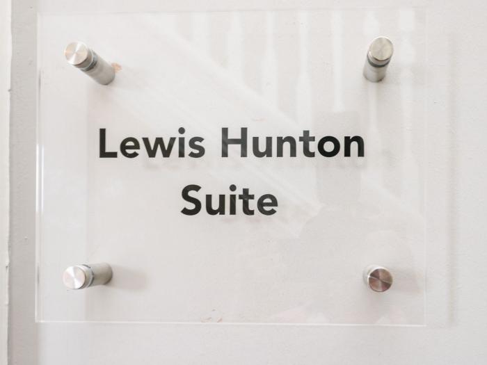 Lewis Hunton Suite, Loftus