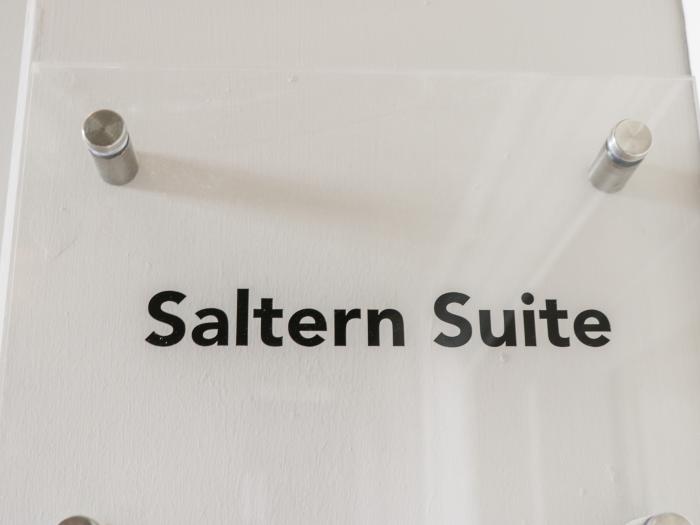 Salters Suite, Loftus