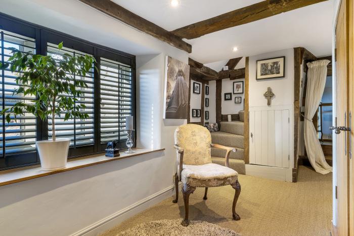 The Old School, Craven Arms, Shropshire, Near Shropshire Hills AONB, Over Three Floors, Gas Fire, TV