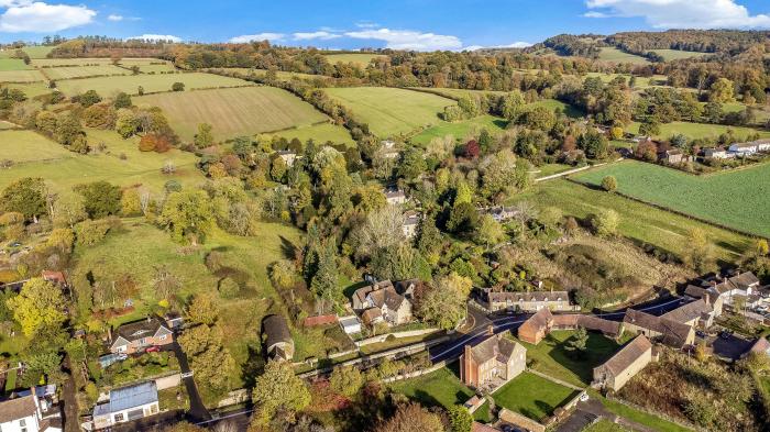 The Old School, Craven Arms, Shropshire, Near Shropshire Hills AONB, Over Three Floors, Gas Fire, TV