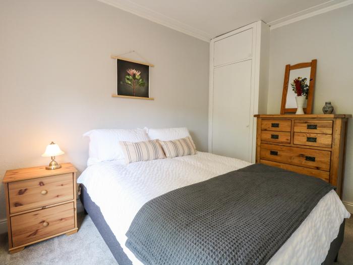 Unthank Cottage, Norwich, Norfolk, enclosed garden, central position, close to amenities, Smart TV.