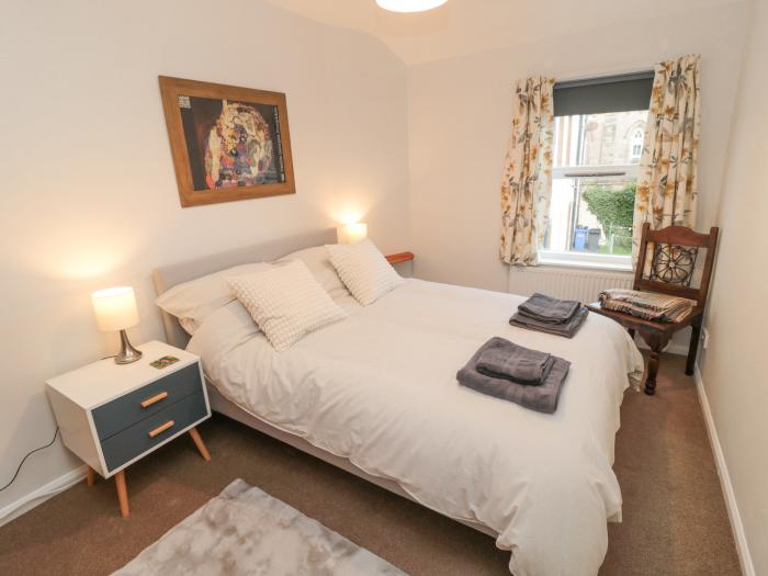 60B Castlegate in Berwick-Upon-Tweed, Northumberland. First-floor apartment near amenities and beach