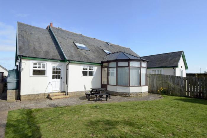 Armstrong Cottages No22, Bamburgh