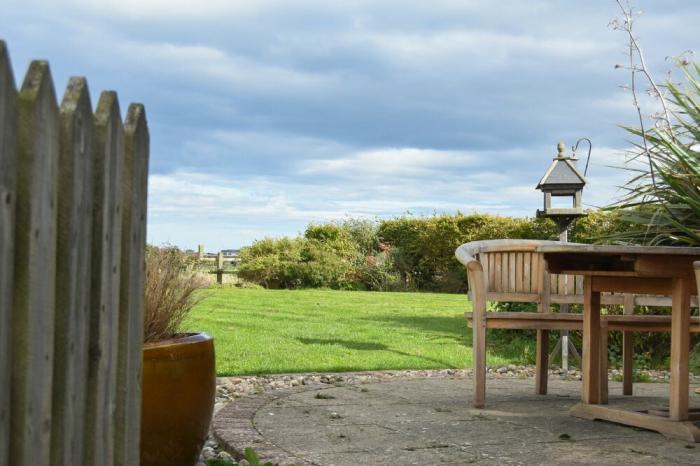 Sea Breeze, Newton-By-The-Sea