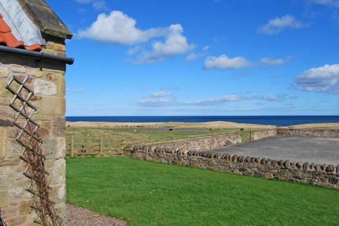 Snook Point Cottage, Newton-By-The-Sea, Northumberland