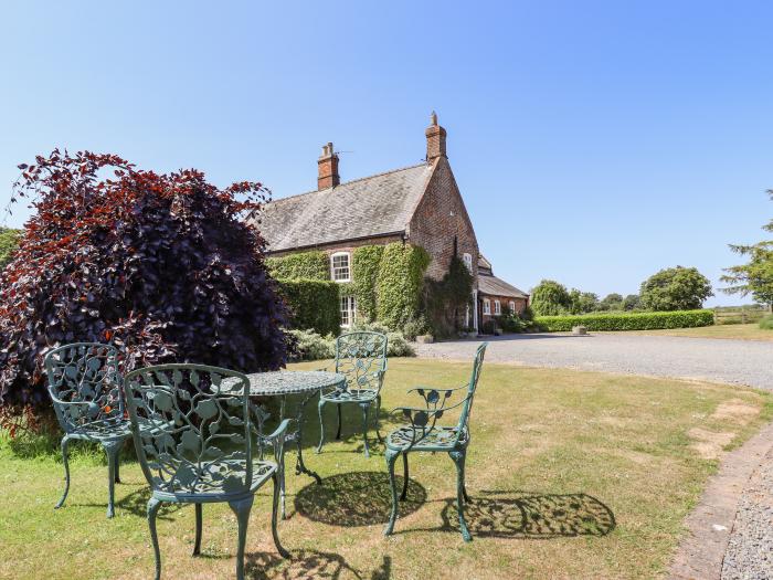 Old Hall Farm, Great Steeping, Spilsby, Lincolnshire, Lincolnshire AONB, Countryside, AGA, TV, WiFi.