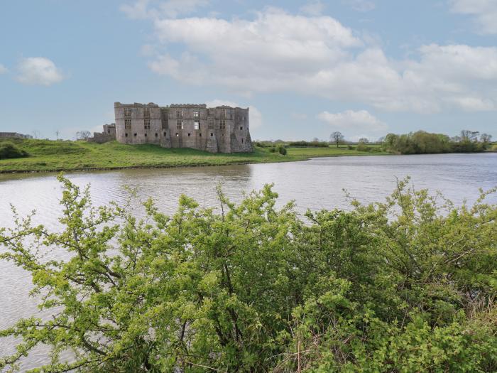 Nash Lodge, Pembroke