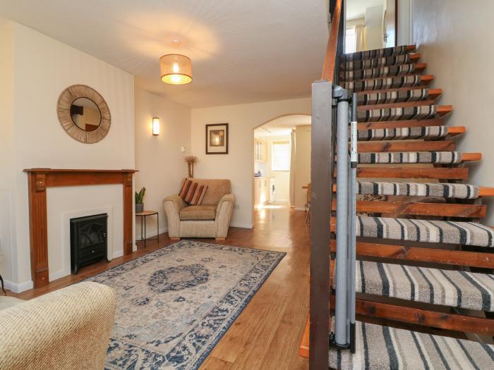 Sea Croft is in Instow, Devon, private parking, dog-friendly, close to amenities and a beach, 3beds.