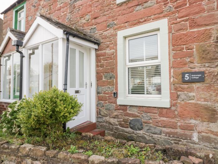 Wainwright Cottage in Gosforth, on the edge of the Lake District. Child-friendly and enclosed garden