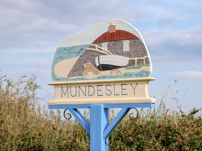 12 The Dell, Mundesley