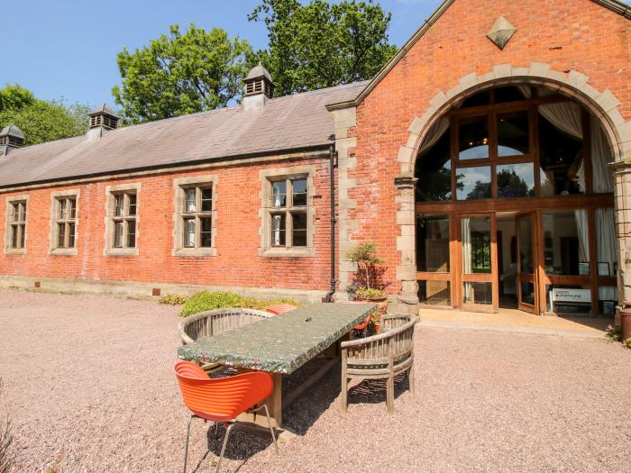 Chetwynd Lodge, Great Haywood, Staffordshire. Pet-friendly. Original features. Character. Four beds.