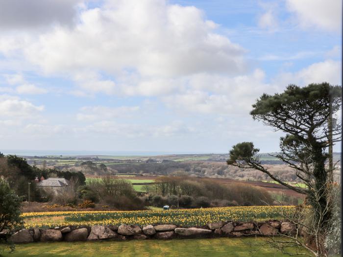 High Park House in Sithney near Helston Cornwall, pet-friendly, off-road parking, on a working farm
