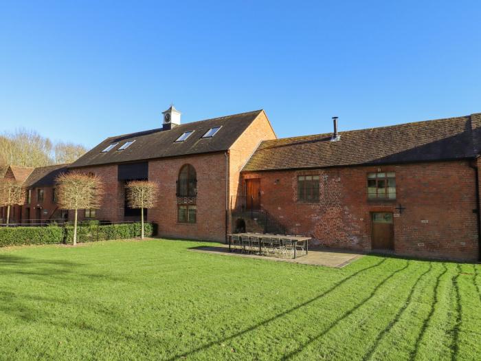 The Piggery, Welland, Worcestershire, In the Malvern Hills Area of Outstanding Natural Beauty, 2 bed