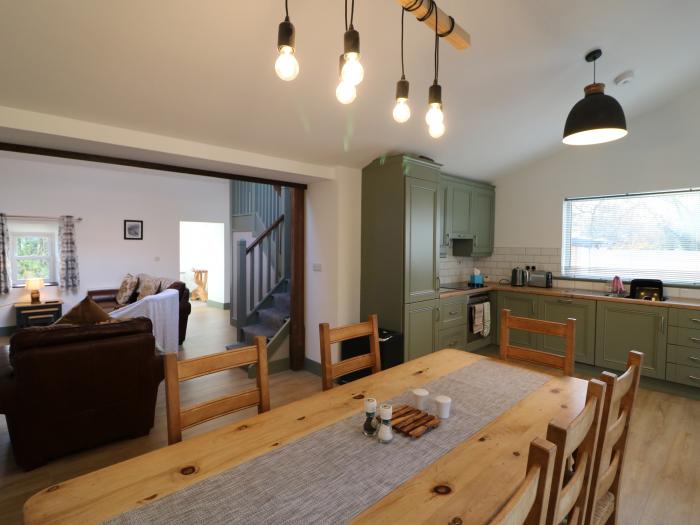 Rose Cottage, County Kerry. Detached. Open-plan living. Woodburning stove. Three bedrooms. Rural. TV