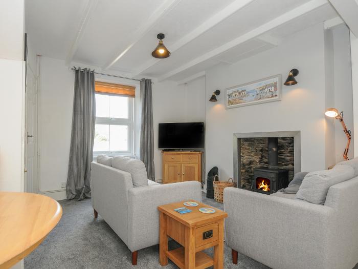 Farleigh Cottage in Looe, Cornwall. Two-bedroom, traditional cottage with woodburning stove. Central