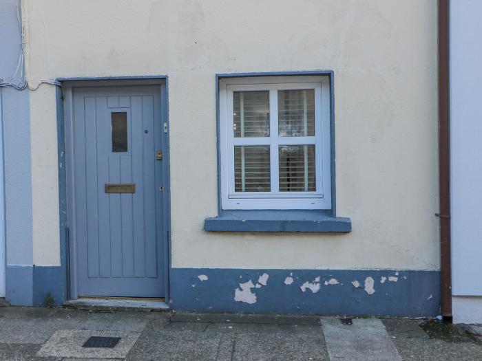 83 Upper John Street, Wexford Town, County Wexford, WiFi, Pet-friendly, Enclosed patio, Paid parking