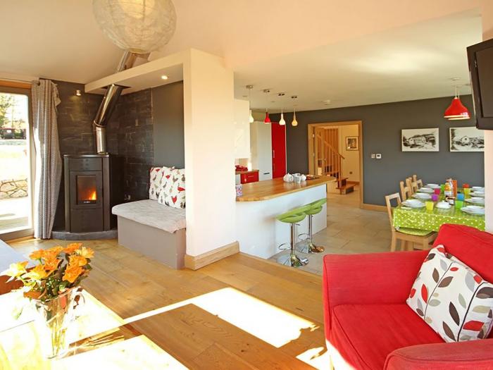 Ty Arwen, Dulas, Anglesey, family and pet-friendly, close to amenities, Near a beach, contemporary,