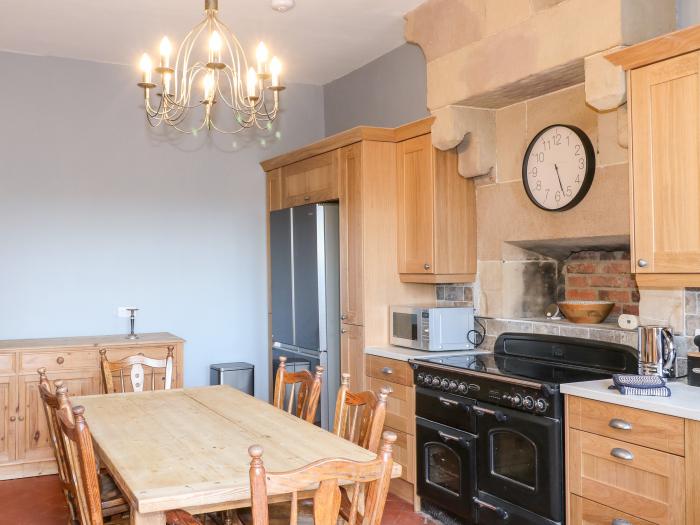 The Cottage is near Belper, Derbyshire. Three-bedroom farmhouse with rural views. Woodburning stove.