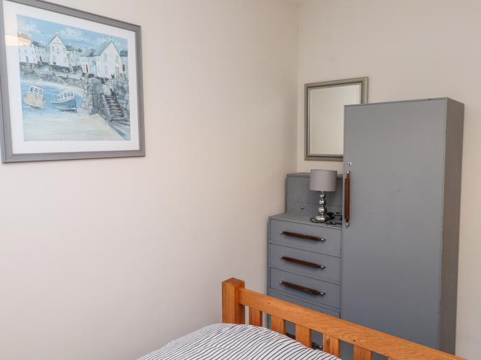 Blackrock Ground Floor Apartment, Morfa Bychan