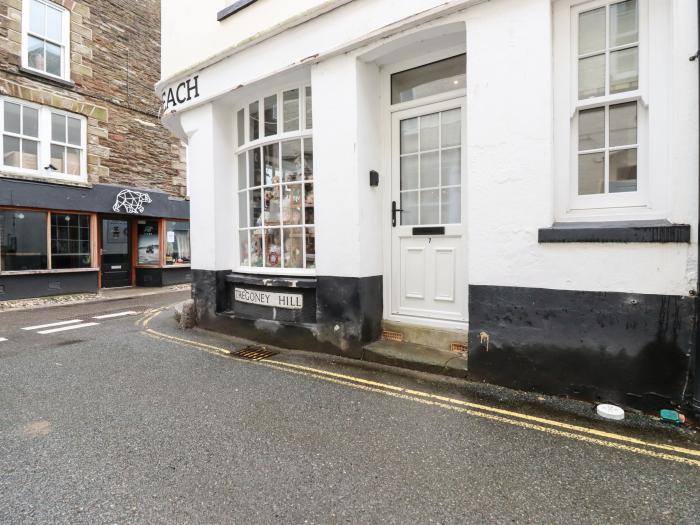 7 Fore Street, Mevagissey, Cornwall, Close to a beach, Close to amenities, Open-plan living, 3floors