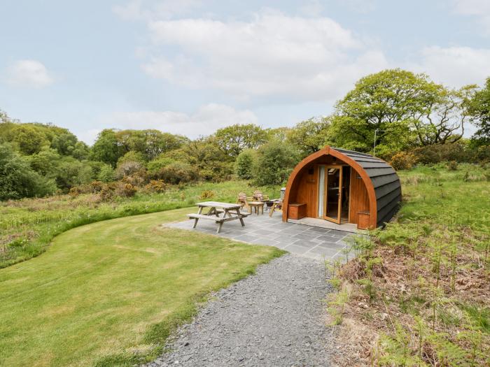 Llugwy Pod, Capel Garmon near Betws-Y-Coed, Conwy, North Wales, In Eryri National Park, Studio-style