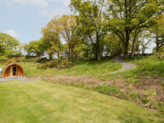 Llugwy Pod, Capel Garmon near Betws-Y-Coed, Conwy, North Wales, In Eryri National Park, Studio-style