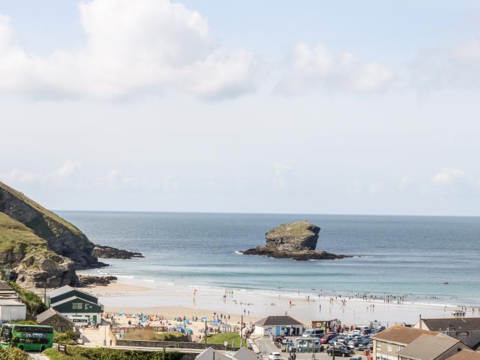 Sandyfeet in Roskear Croft near Camborne, Cornwall sleeping two in one bedroom - two pets, Smart TV.