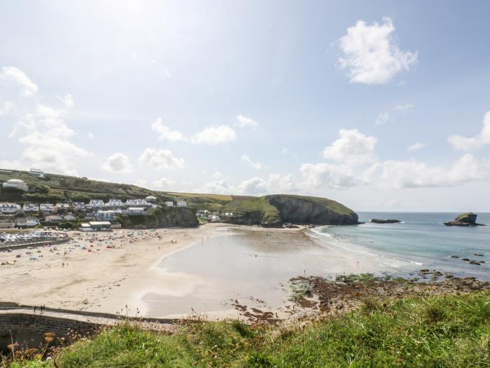 Sandyfeet in Roskear Croft near Camborne, Cornwall sleeping two in one bedroom - two pets, Smart TV.