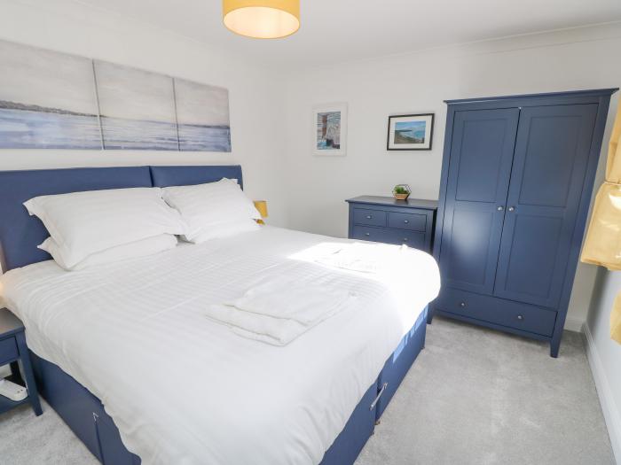 Tennyson View, Totland, electric fire, off-road parking, enclosed garden, bike storage, 3-beds