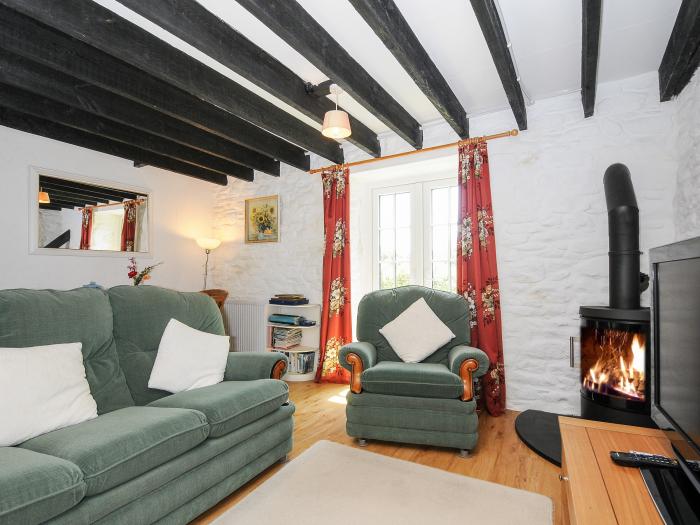 Byre, Trethin near Camelford, Cornwall. Communal Laundry. Barn conversion. Off-road parking. TV WiFi