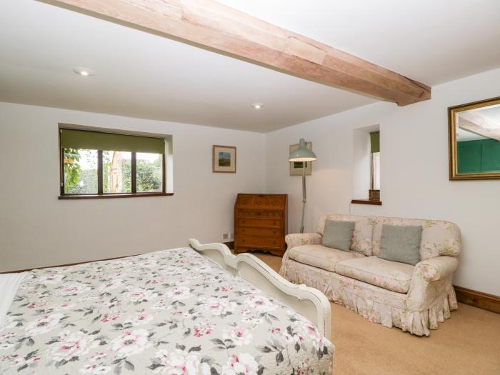 Mistletoe Cottage, Usk