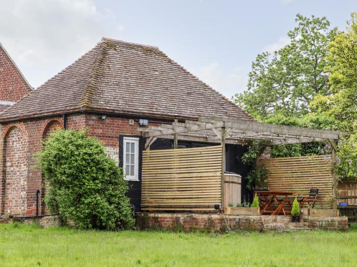 The Snug at Pickelden Farmhouse, Chilham, Kent