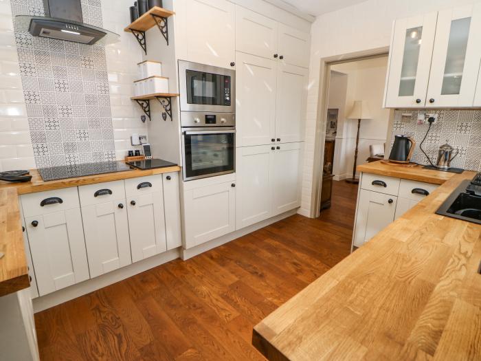 2 Hartburn Road, Tynemouth, Tyne and Wear, family and pet-friendly, close to the beach and amenities