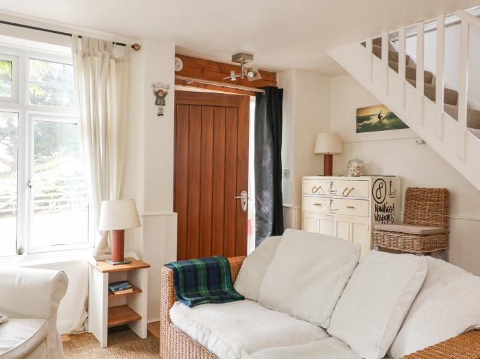 Captain's Lookout in Stoke Fleming, Devon. Two-bedroom cottage enjoying sea views and near amenities