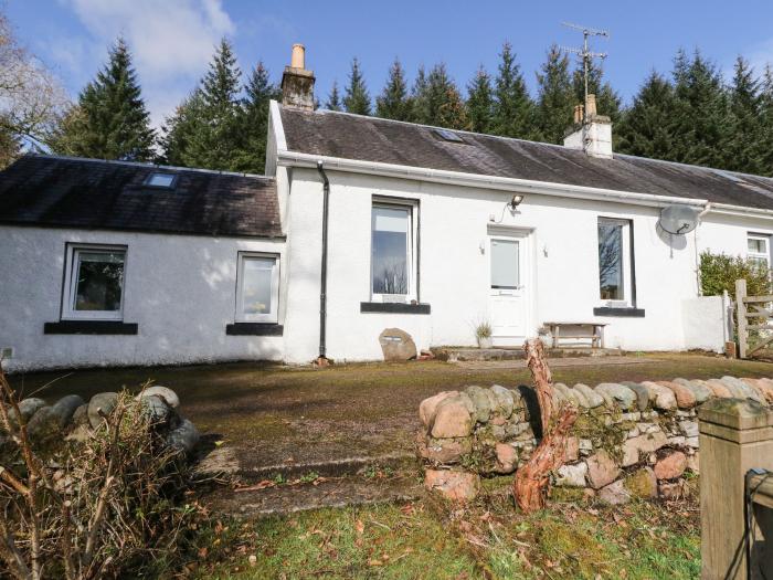 Cherry Trees Cottage, Inveraray, Argyll and Bute, Scotland, Loch Fyne, Kitchen/diner, WiFi, Smart TV