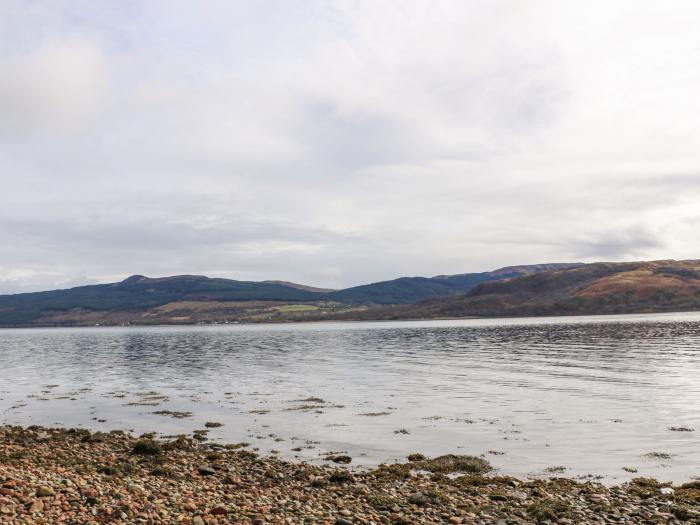 Cherry Trees Cottage, Inveraray, Argyll and Bute, Scotland, Loch Fyne, Kitchen/diner, WiFi, Smart TV