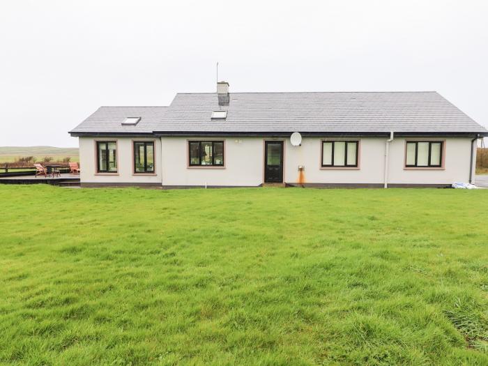 2 Ocean View, Doonbeg, County Clare, Ireland, open fire, Smart TV, off-road parking, close to beach.