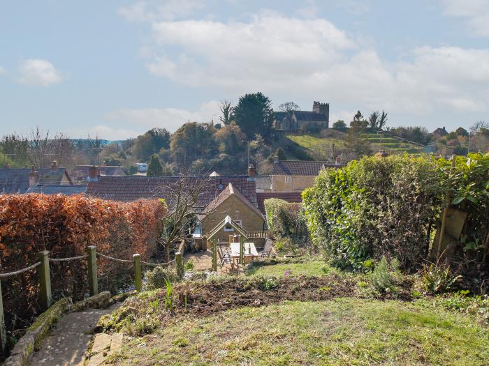 1 Rose Cottage, Shipton Gorge in Dorset, family-friendly, woodburning stove, character, dog-friendly