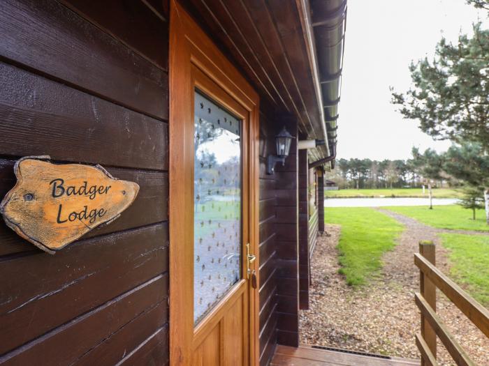 Badger Lodge in Stainfield in Lincolnshire, sleeps four in two bedrooms. Off-road parking and pets.