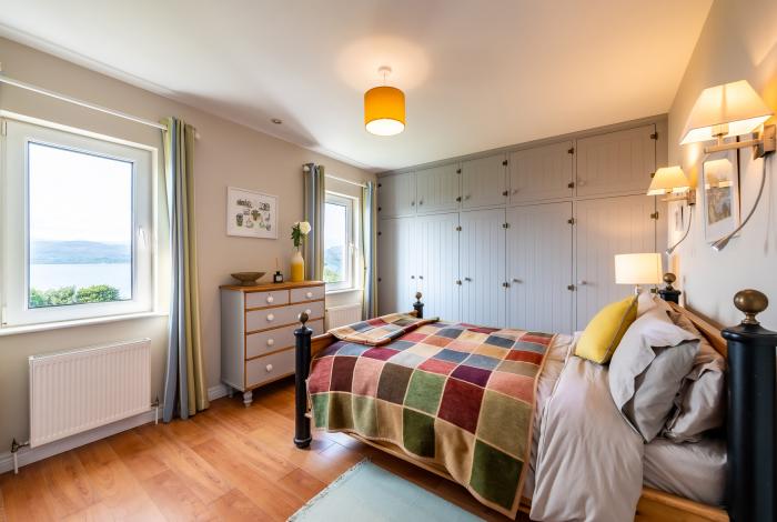 Seahaven in Tousist, Kenmare, County Kerry. Sea views. Private parking. Smart TV. En-suite bedrooms.