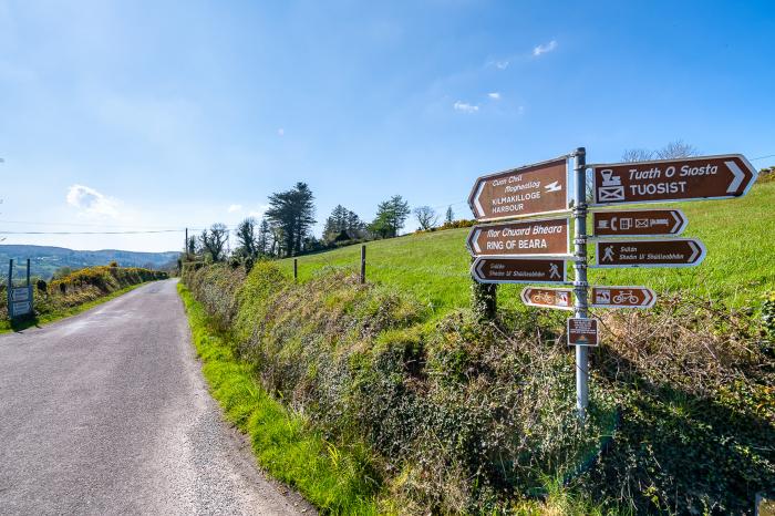 Seahaven in Tousist, Kenmare, County Kerry. Sea views. Private parking. Smart TV. En-suite bedrooms.