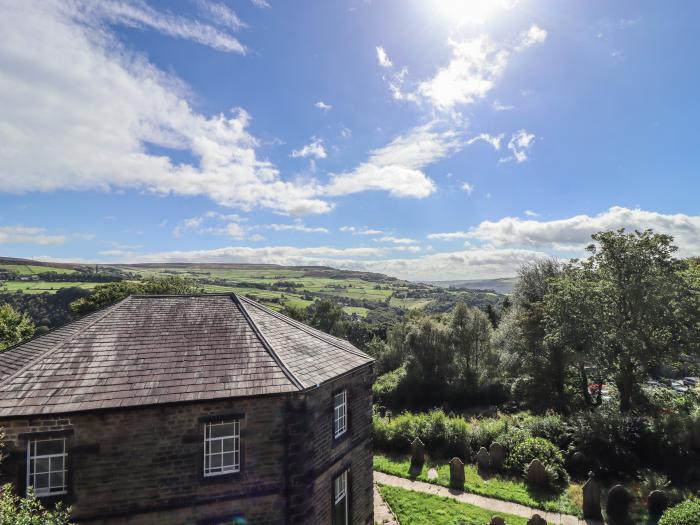 40 Northgate, Heptonstall, West Yorkshire. Two-bedroom cottage, enjoying rural views. Near amenities