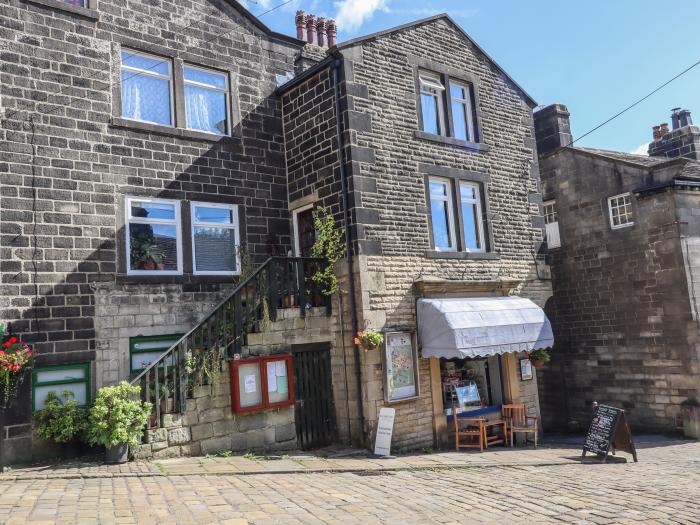 40 Northgate, Heptonstall, West Yorkshire. Two-bedroom cottage, enjoying rural views. Near amenities