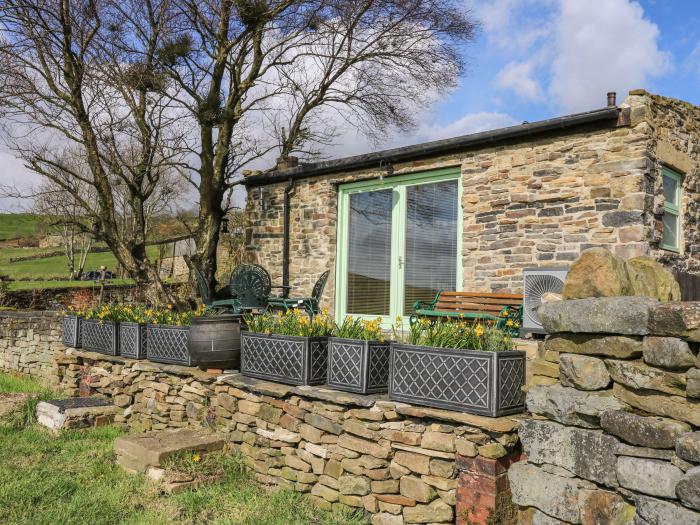 The Barn at Crow Hill Shaw Farm, Sowerby Bridge, West Yorkshire, Countryside, Rural, Annex, Sleeps 2