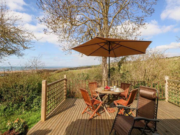 Eweleaze, West Bexington, Dorset, Close to a beach, Close to amenities, Sea views, Open-plan, Garden