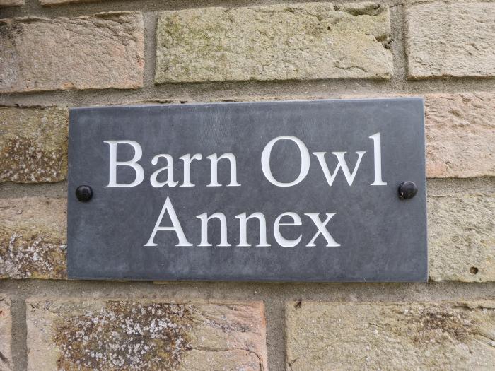 Barn Owl Annex near Bardney, Lincolnshire, off-road parking, pet-free, lawned garden,serene location