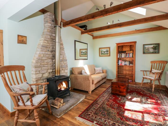 Little Barn in Yatton Keynell, Wiltshire. Woodburning stove. Off-road parking. Pet-friendly. In AONB