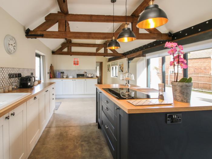 The Granary, Edgmond, Shropshire, Near the Shropshire Hills Area of Outstanding Natural Beauty, 3bed