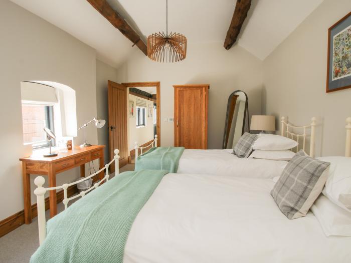 The Granary, Edgmond, Shropshire, Near the Shropshire Hills Area of Outstanding Natural Beauty, 3bed