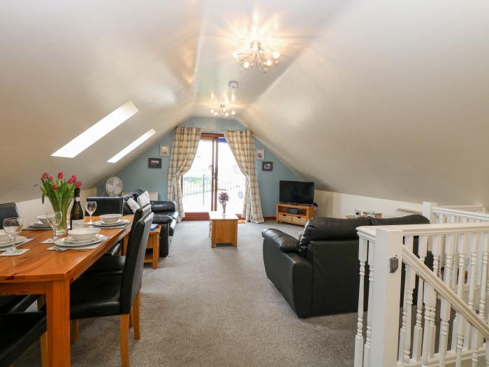 Solace Lodge, Stalham, Norfolk, Near The Broads National Park, Close to the River Ant, Reverse-level